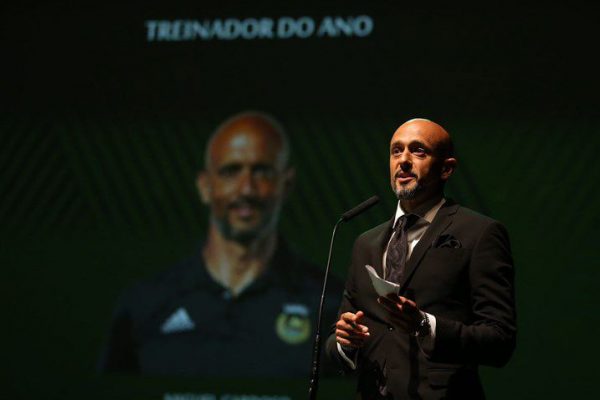 fotos-minhas-fotos-gala___img_FanaticaBig$2018_05_10_00_23_07_1396042