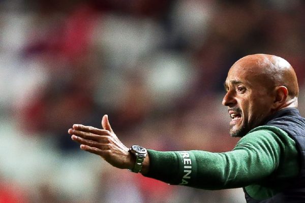 fotos-minhas-fotos-jogo___miguel-cardoso-resultado-justo-mas-penoso-para-o-que-fizemos-na-primeira-parte