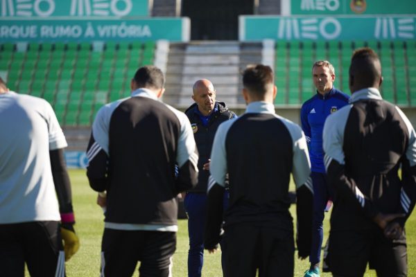 fotos-minhas-fotos-treino___RIOAVEFC-RBI_0208-Nov 15 2017
