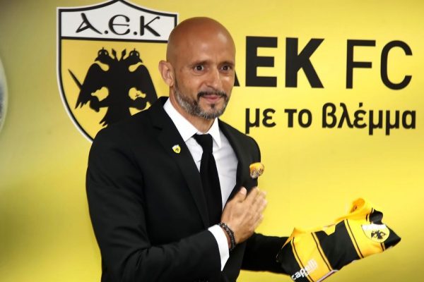 aek11