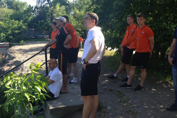 Rest time during a trip to play a game - Shakhtar U21 - May 2015