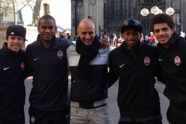 Youth Champions League game - Walking in Leverkussen with Bernard, Fernando, Fred and Tayson - November 2013